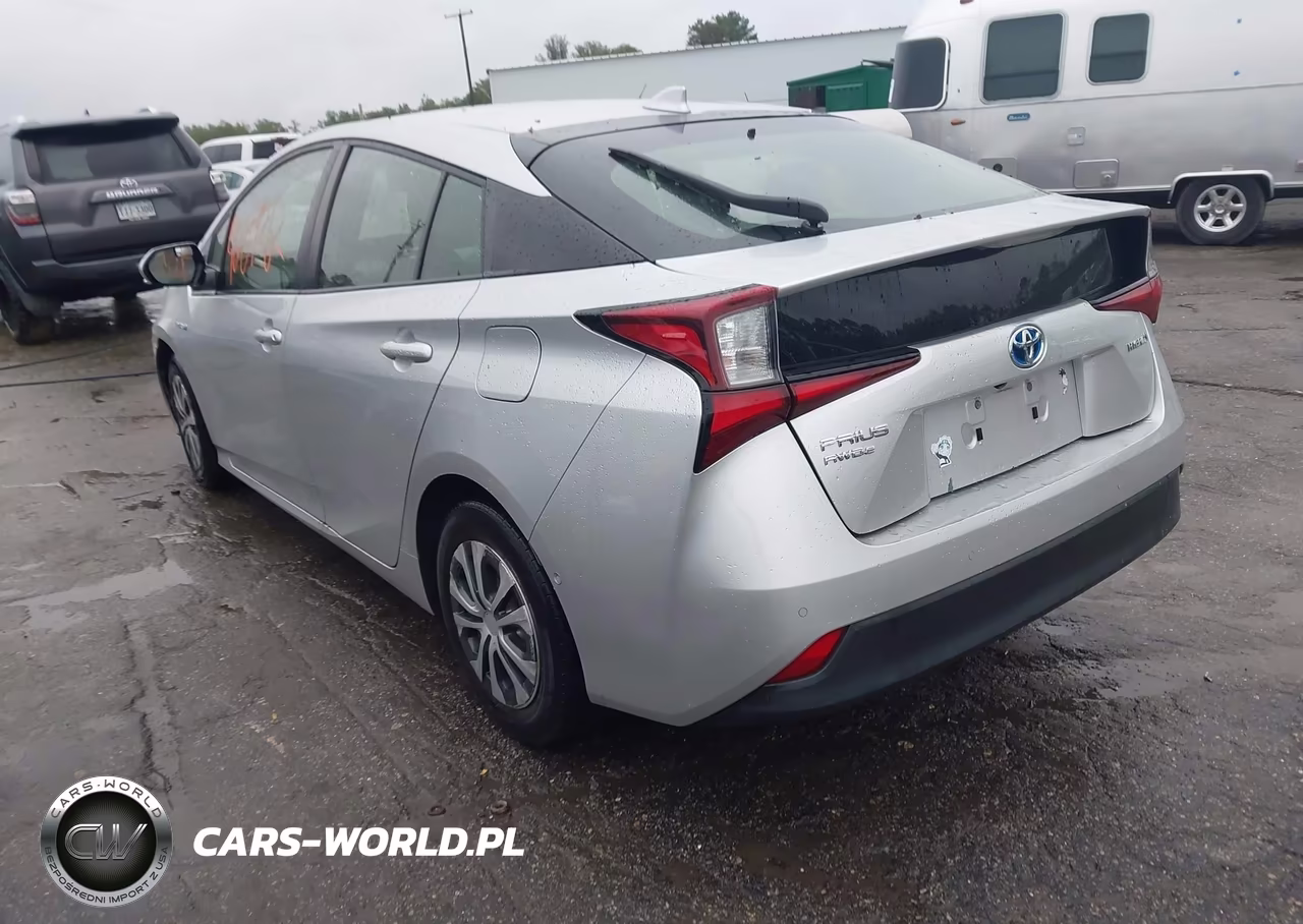2019 Toyota Prius Le VIN:JTDL9RFU9K3001974 - 3