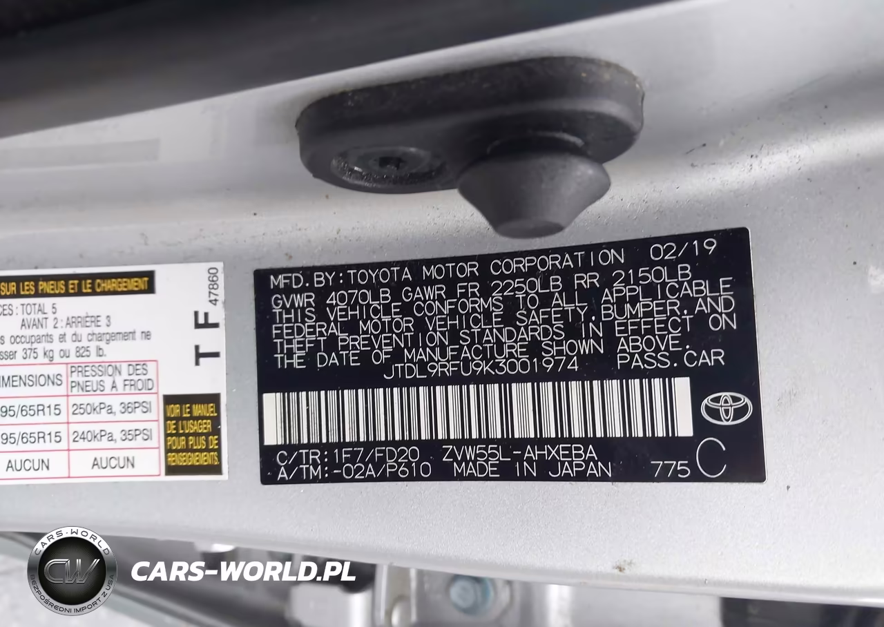 2019 Toyota Prius Le VIN:JTDL9RFU9K3001974 - 9