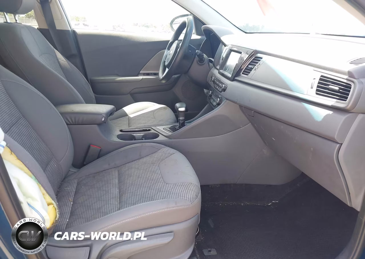 2019 Kia Niro Lx VIN:KNDCB3LC9K5252172 - 5
