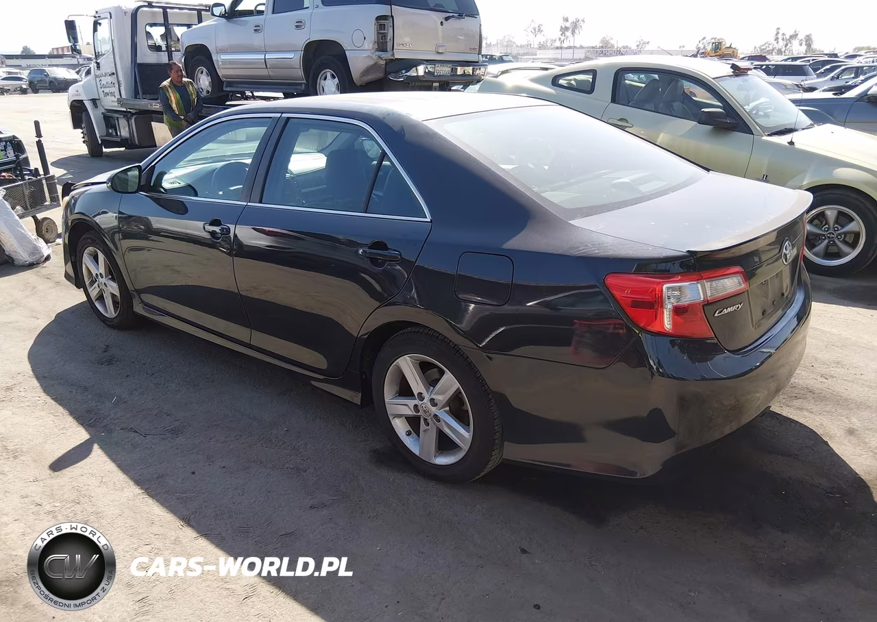 2013 Toyota Camry Se VIN:4T1BF1FK2DU288328 - 3