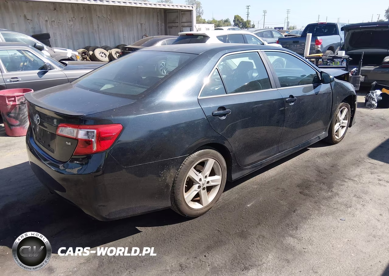 2013 Toyota Camry Se VIN:4T1BF1FK2DU288328 - 4