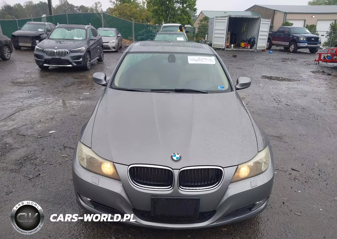 2011 BMW 328I xDrive VIN:WBAPK7G55BNN86782 - 12