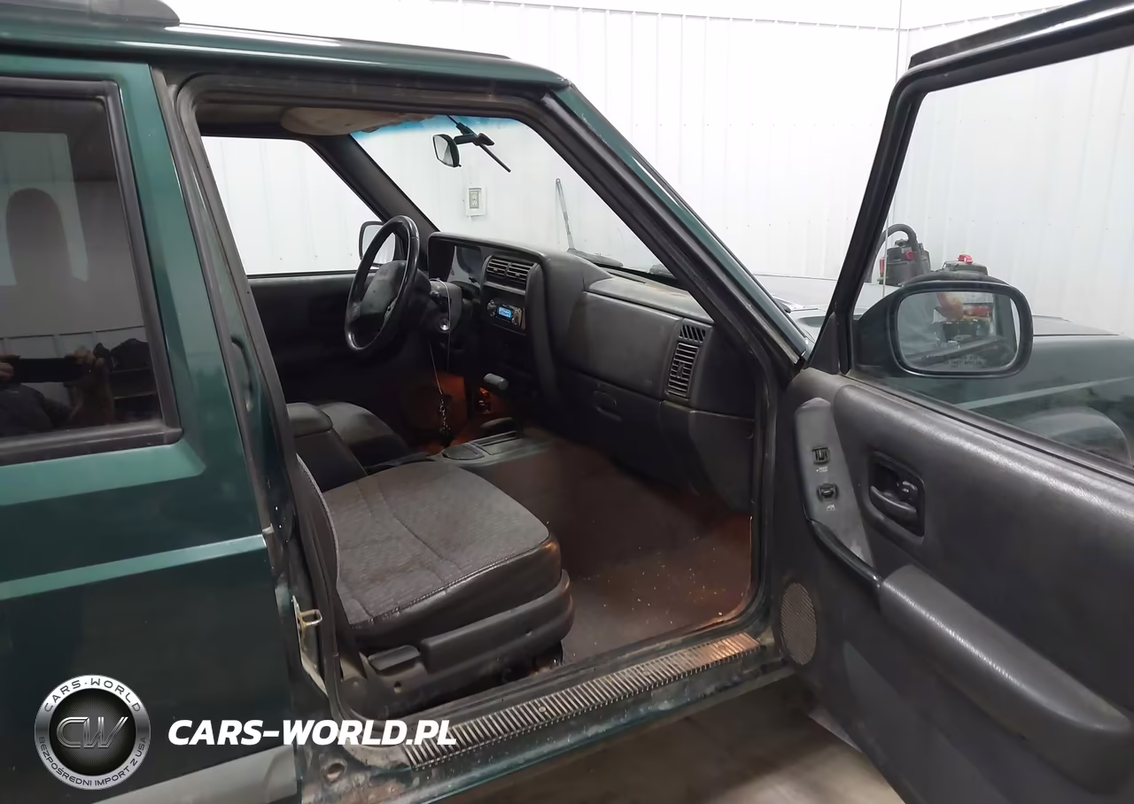 2001 Jeep Cherokee Sport VIN:1J4FF48S31L559011 - 5