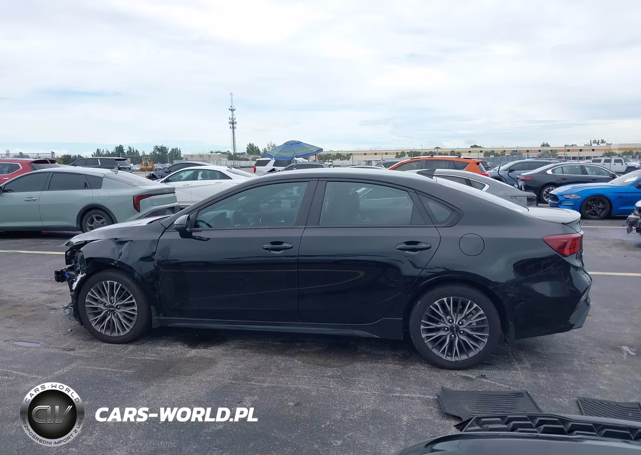 2023 Kia Forte Gt-Line VIN:3KPF54AD5PE516652 - 14