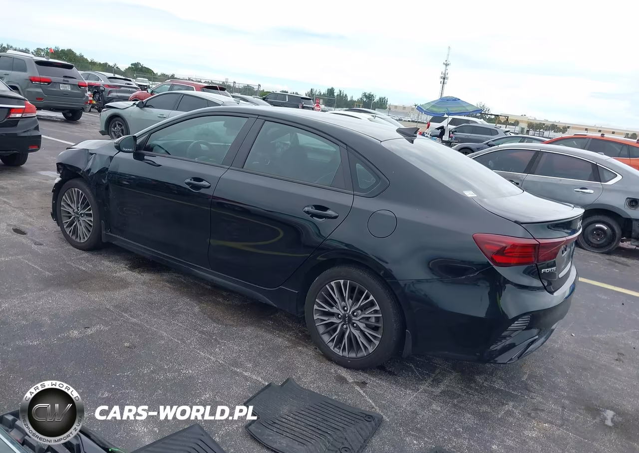 2023 Kia Forte Gt-Line VIN:3KPF54AD5PE516652 - 3
