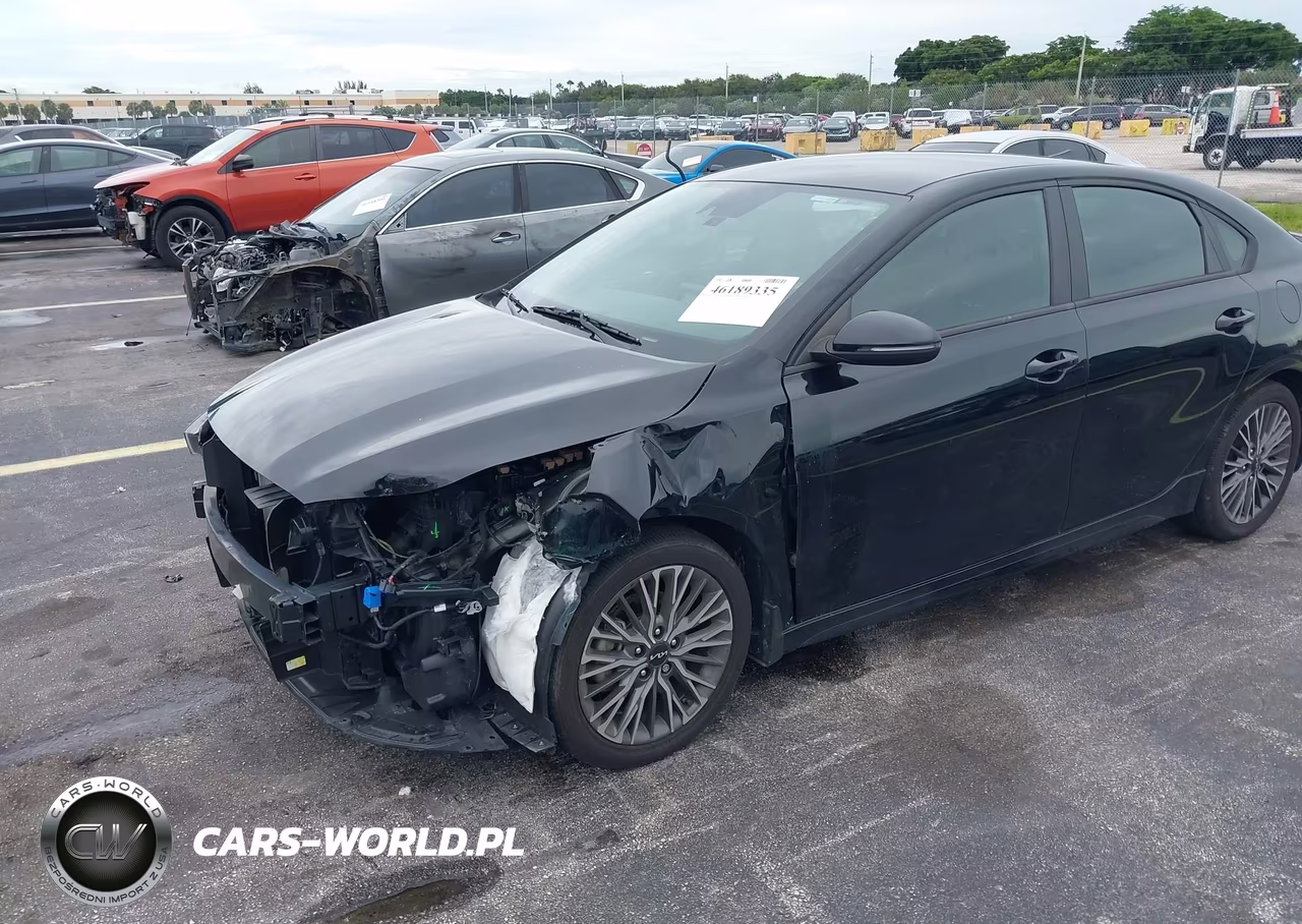 2023 Kia Forte Gt-Line VIN:3KPF54AD5PE516652 - 6