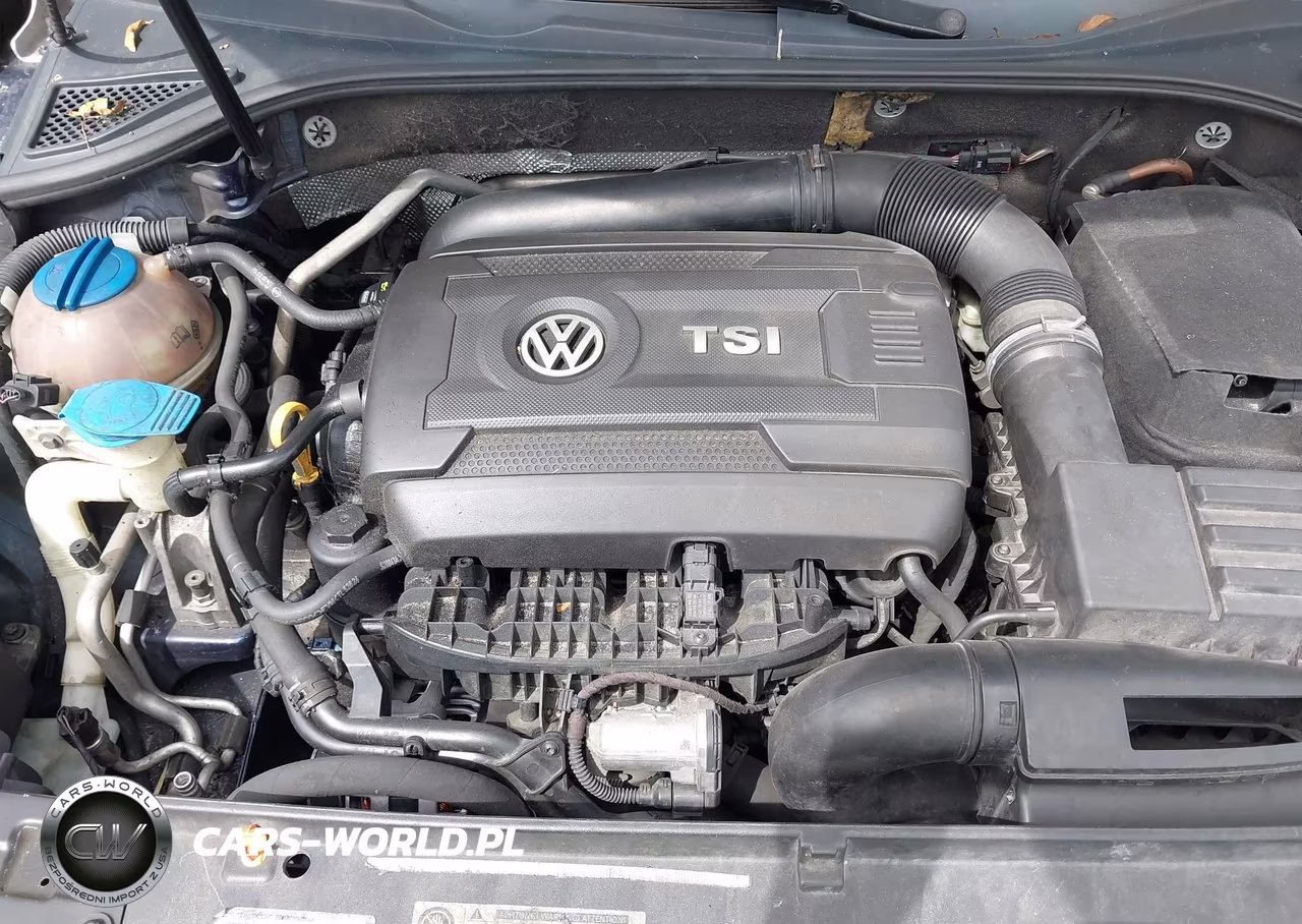 2015 Volkswagen Passat 1.8T Wolfsburg Edition VIN:1VWAT7A38FC045415 - 10