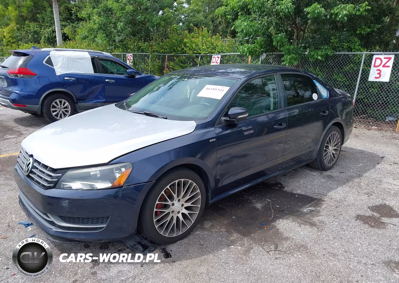 2015 Volkswagen Passat 1.8T Wolfsburg Edition VIN:1VWAT7A38FC045415 - 6