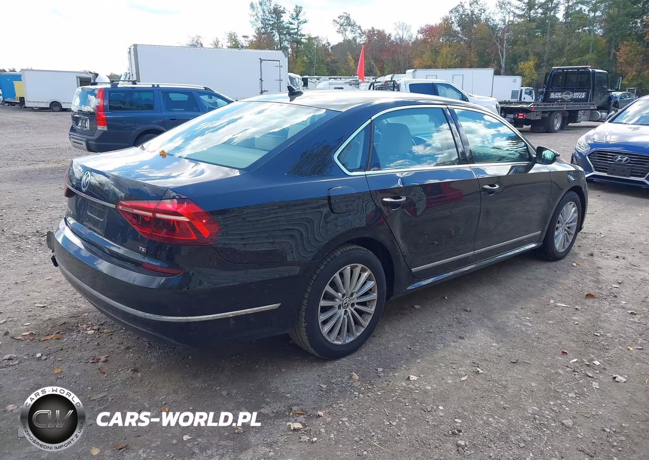 2017 Volkswagen Passat 1.8T Se VIN:1VWBT7A34HC043927 - 4