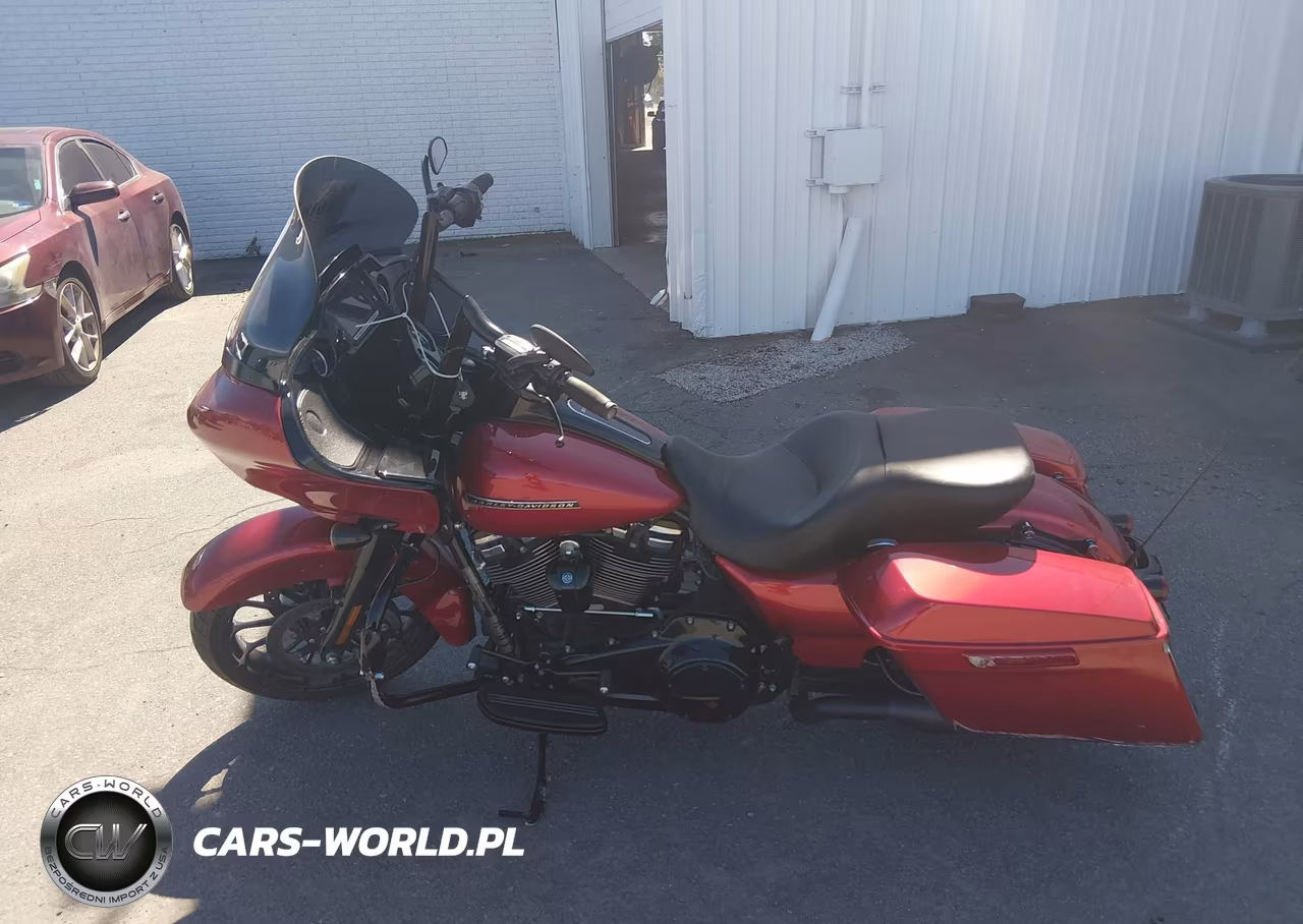 2018 Harley-Davidson Fltrxs Road Glide Special VIN:1HD1KTC15JB618763 - 13