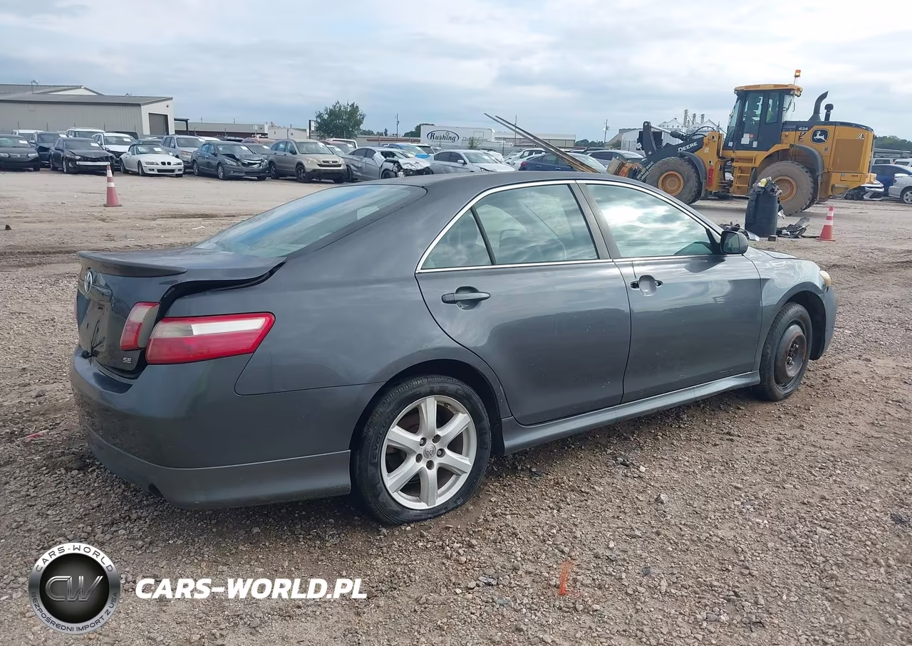 2008 Toyota Camry Se V6 VIN:4T1BK46K68U070282 - 4