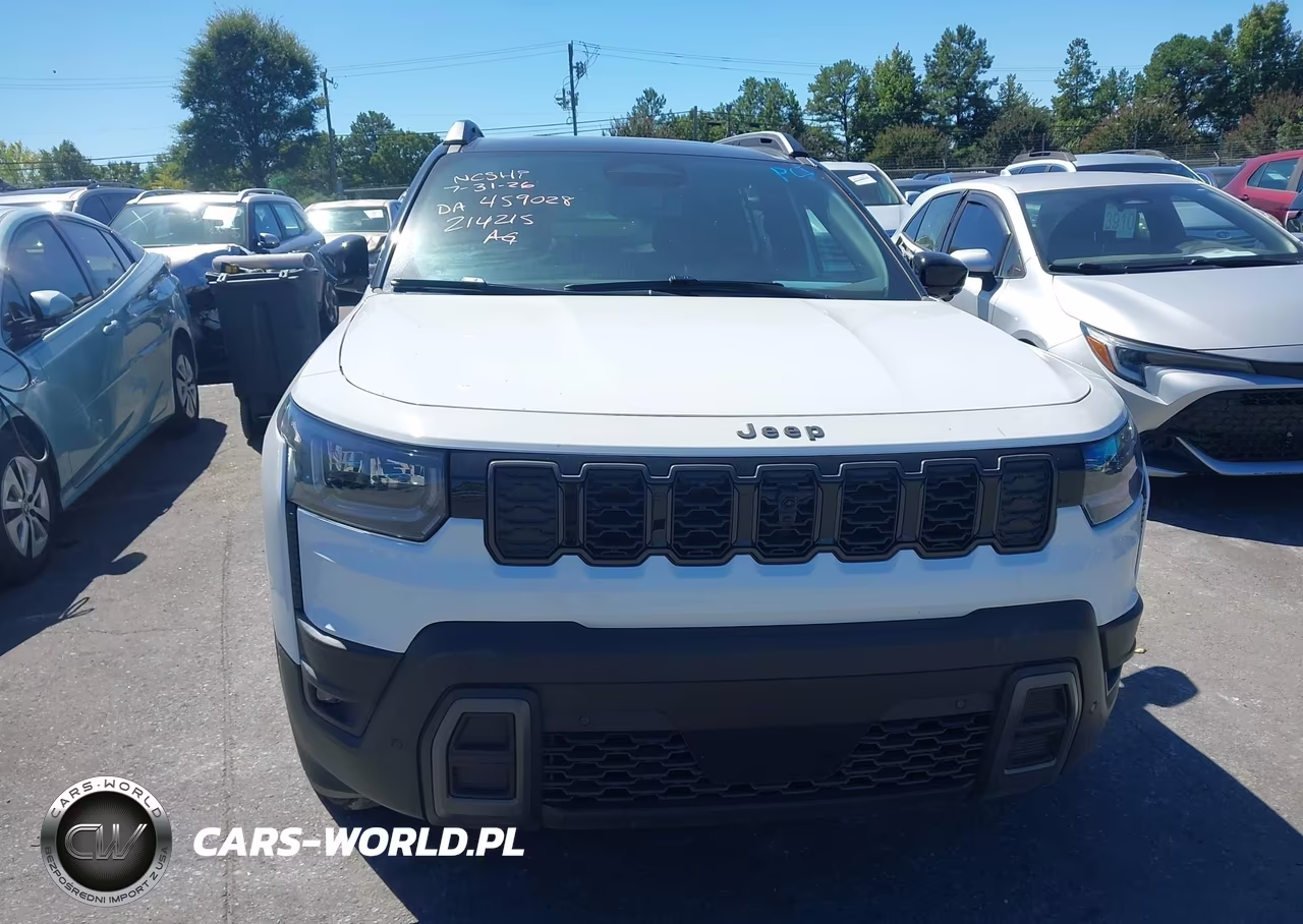 2026 Jeep Cherokee Overland 4X4 VIN:3C4PJMC25TT214215 - 12