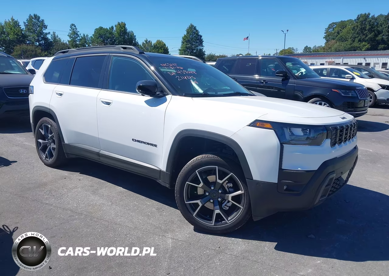 2026 Jeep Cherokee Overland 4X4 VIN:3C4PJMC25TT214215 - 13