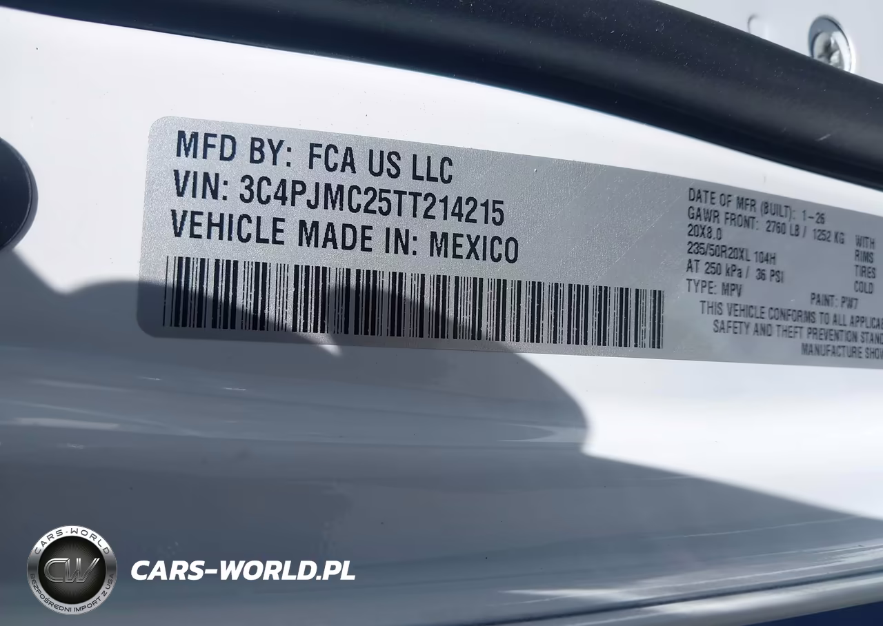 2026 Jeep Cherokee Overland 4X4 VIN:3C4PJMC25TT214215 - 9