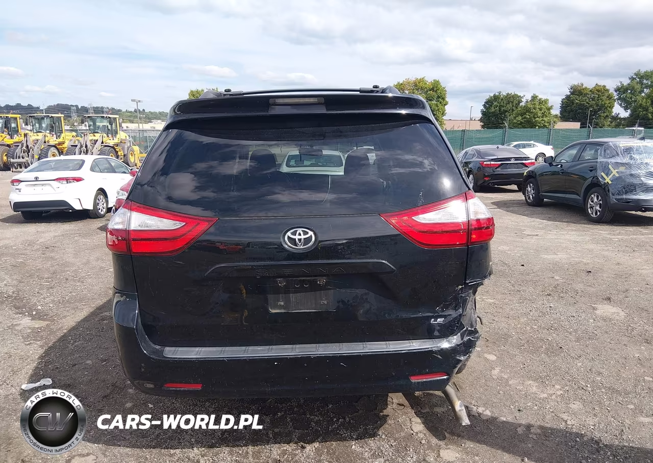 2015 Toyota Sienna Le VIN:5TDKK3DC0FS590733 - 16