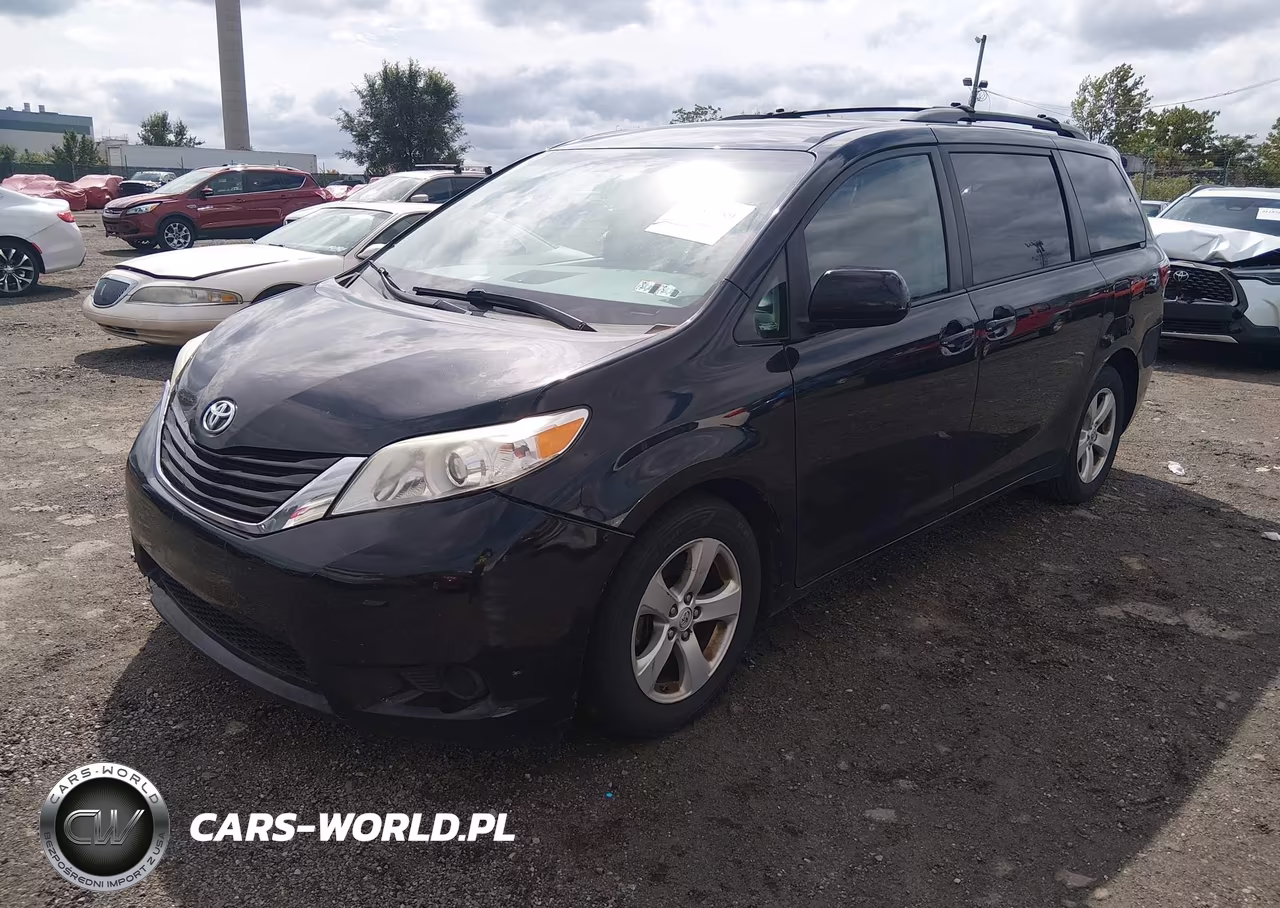 2015 Toyota Sienna Le VIN:5TDKK3DC0FS590733 - 2