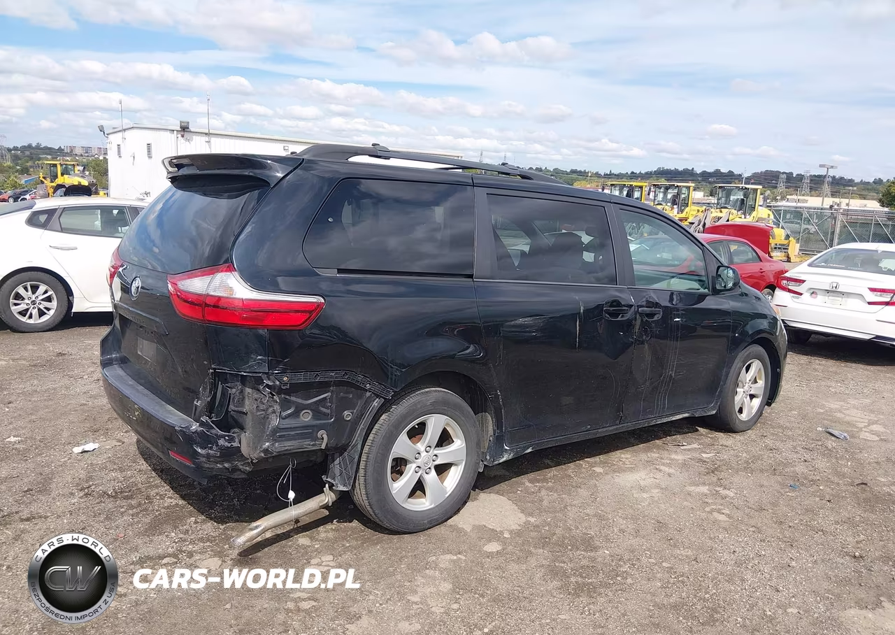 2015 Toyota Sienna Le VIN:5TDKK3DC0FS590733 - 4