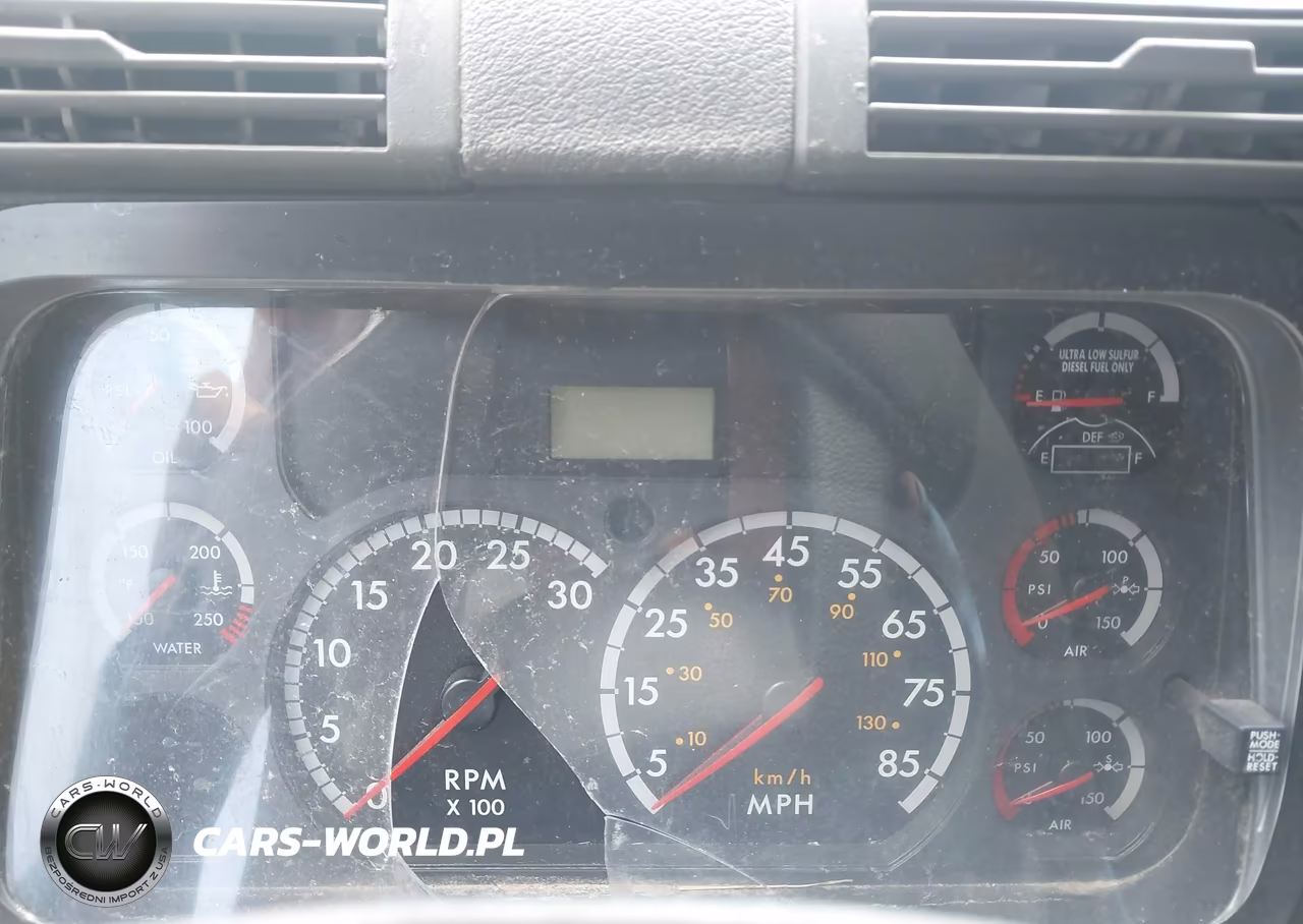 2014 Freightliner Cascadia 125 VIN:3AKJGLD65ESFR9497 - 5
