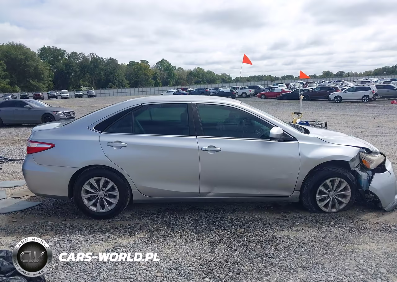2017 Toyota Camry Le VIN:4T1BF1FK6HU408394 - 13
