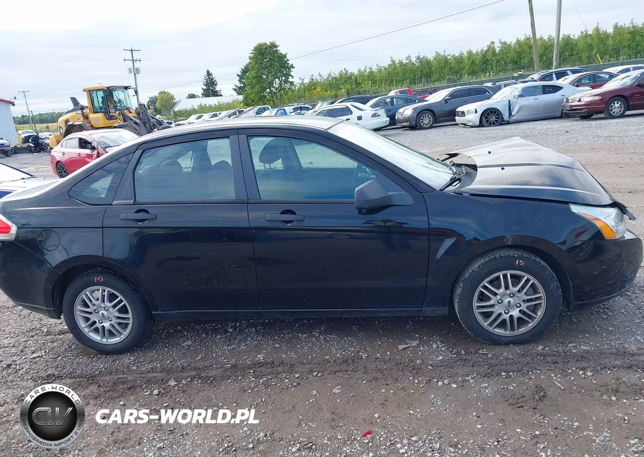 2009 Ford Focus Se VIN:1FAHP35N39W158546 - 13
