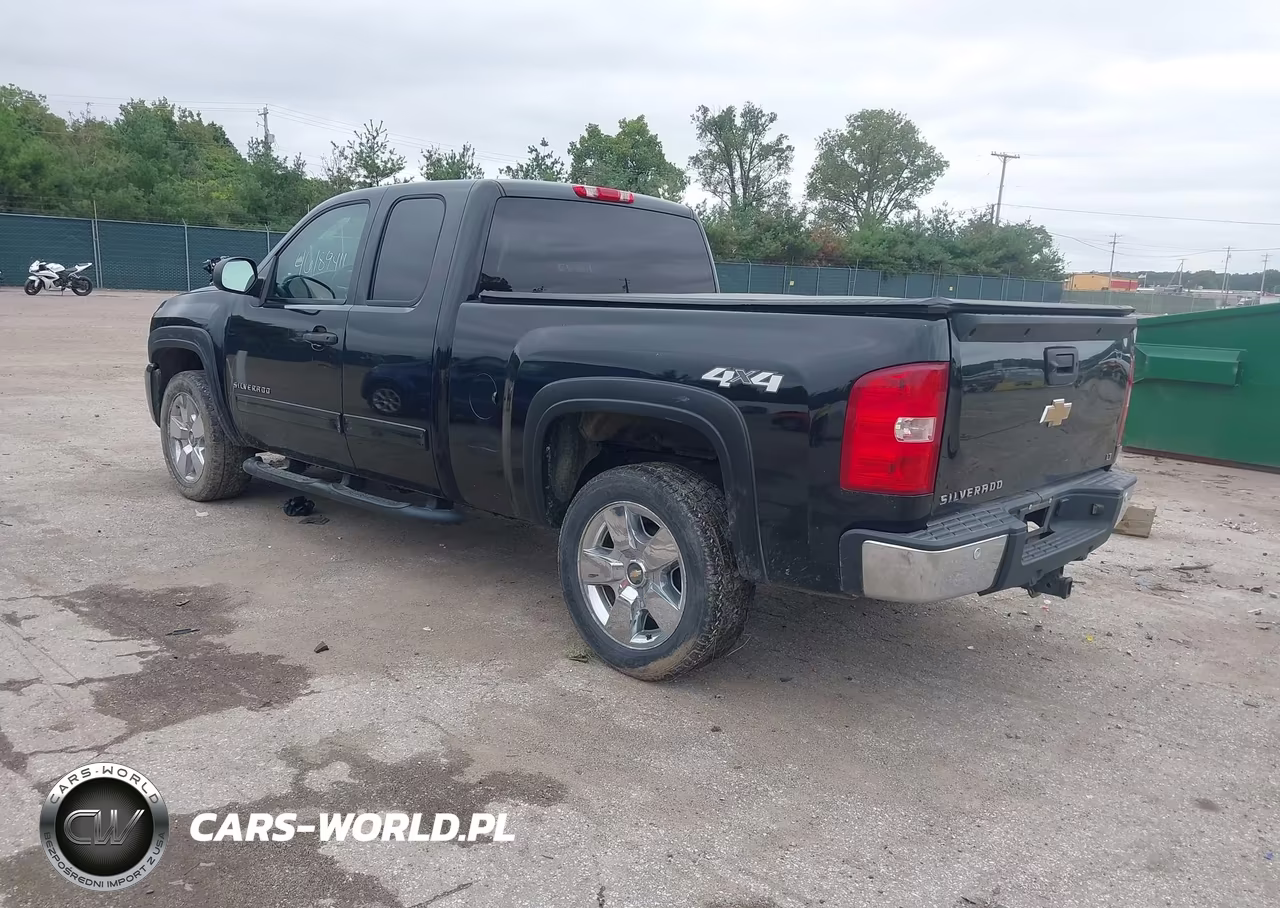 2011 Chevrolet Silverado 1500 Lt VIN:1GCRKSE31BZ228054 - 3