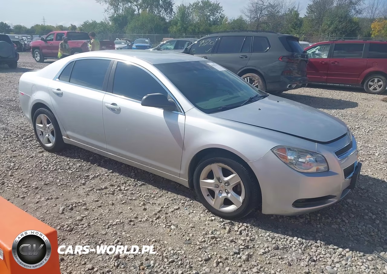 2011 Chevrolet Malibu Ls – zdjęcie 1 z 12