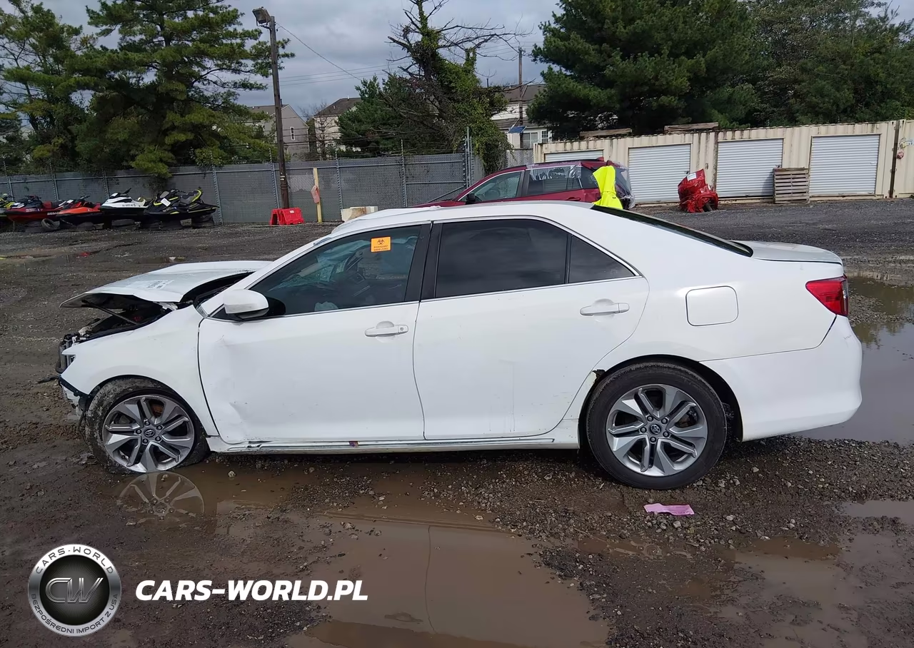 2012 Toyota Camry Hybrid Le VIN:4T1BD1FKXCU003556 - 13