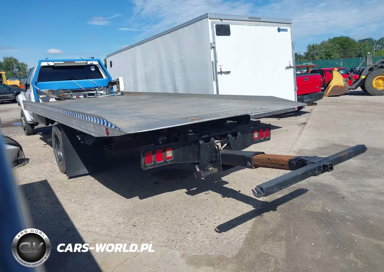 2011 Ford F-550 Chassis Xl VIN:1FDUF5GT9BEA02344 - 3