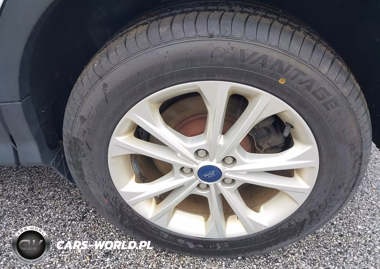 2018 Ford Escape Se VIN:1FMCU9GD8JUC37632 - 12