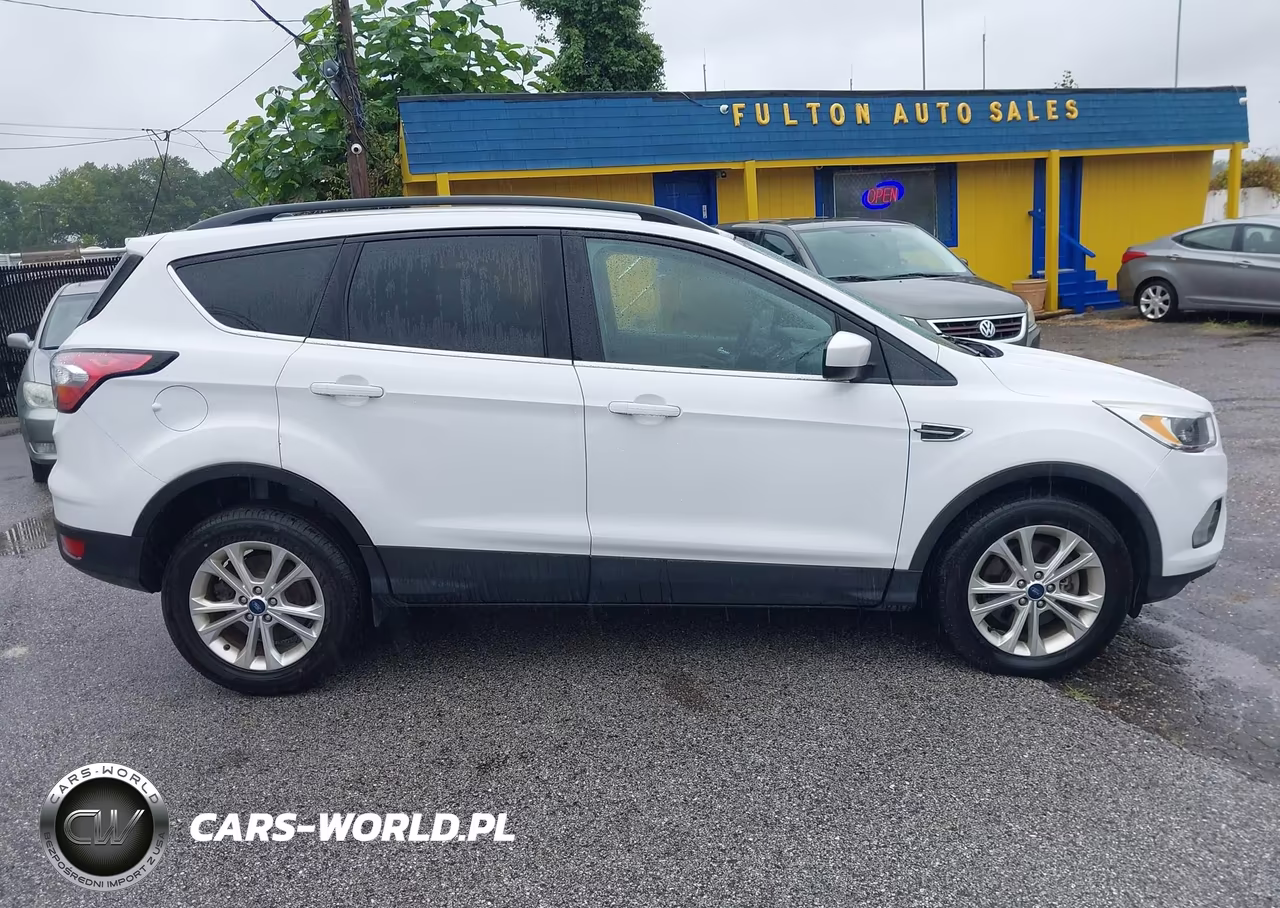 2018 Ford Escape Se VIN:1FMCU9GD8JUC37632 - 14