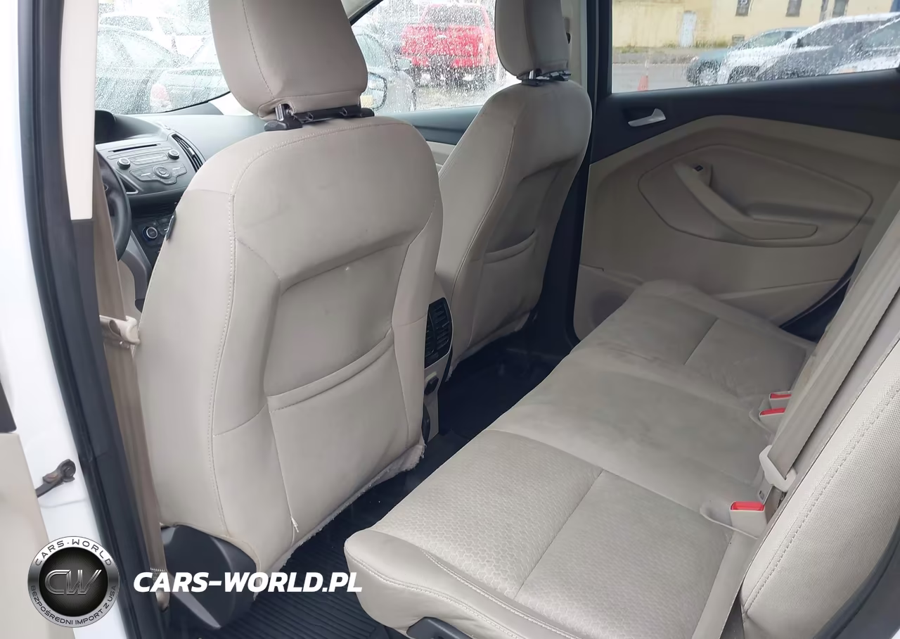 2018 Ford Escape Se VIN:1FMCU9GD8JUC37632 - 19