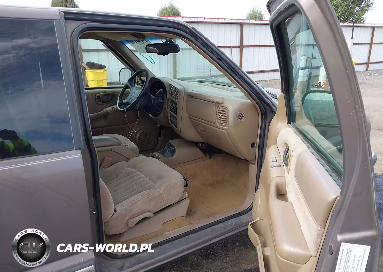 1998 Chevrolet S-10 Ls VIN:1GCDT19X0W8139408 - 5