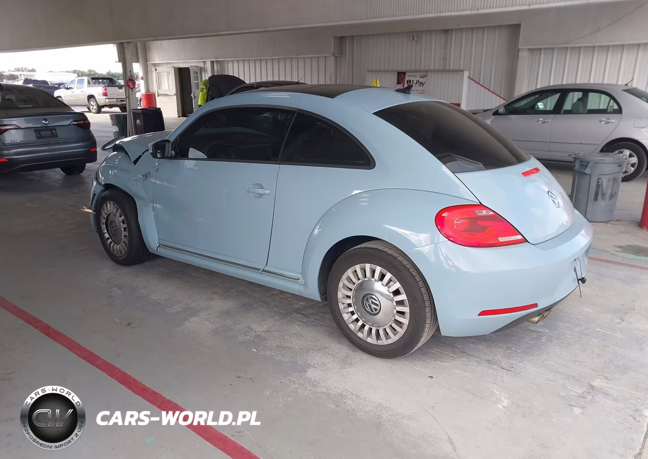 2013 Volkswagen Beetle Coupe 2.5L W-Sun VIN:3VWJP7AT3DM690408 - 3