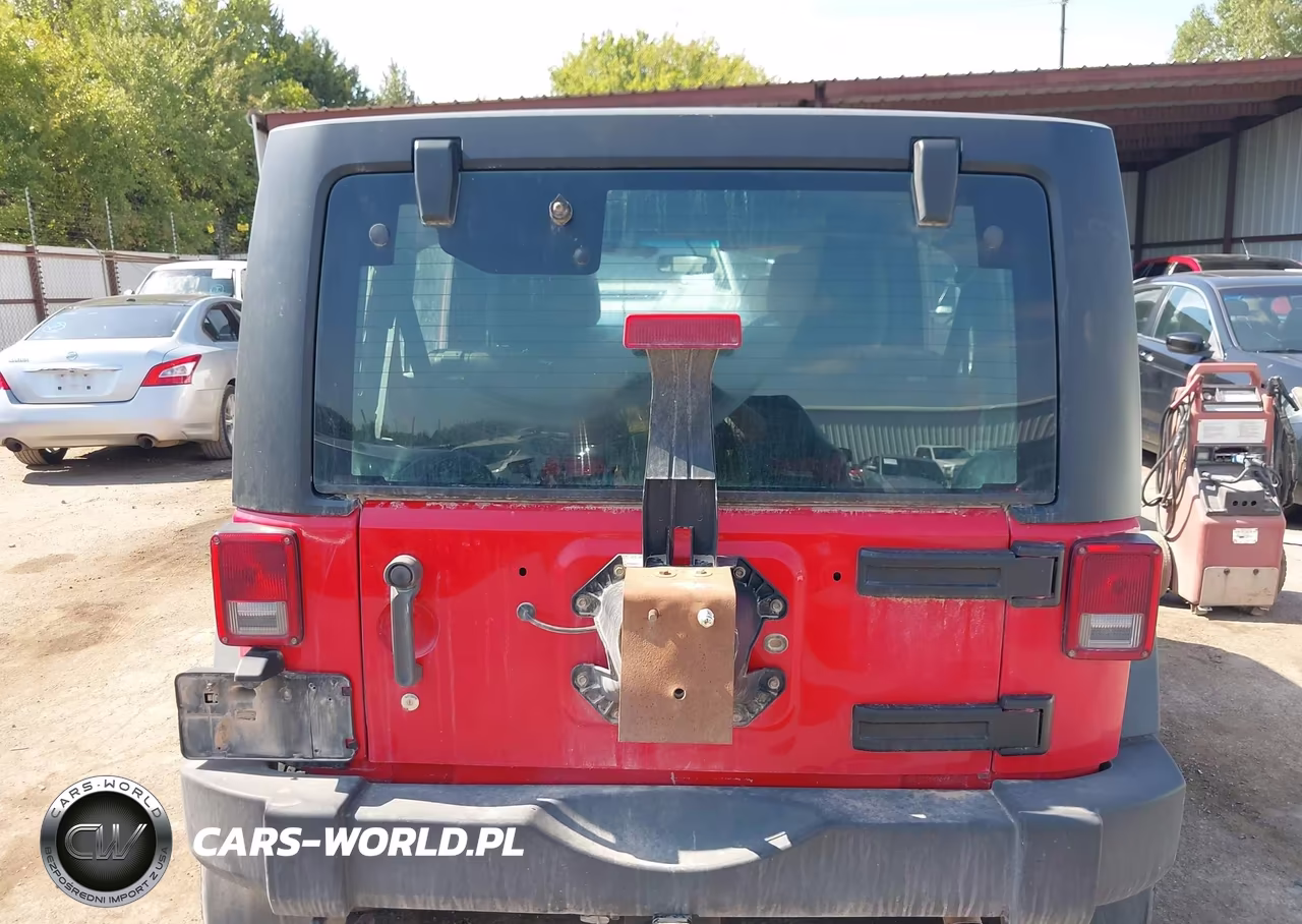 2015 Jeep Wrangler Unlimited Sport Rhd VIN:1C4BJWKG5FL630106 - 16