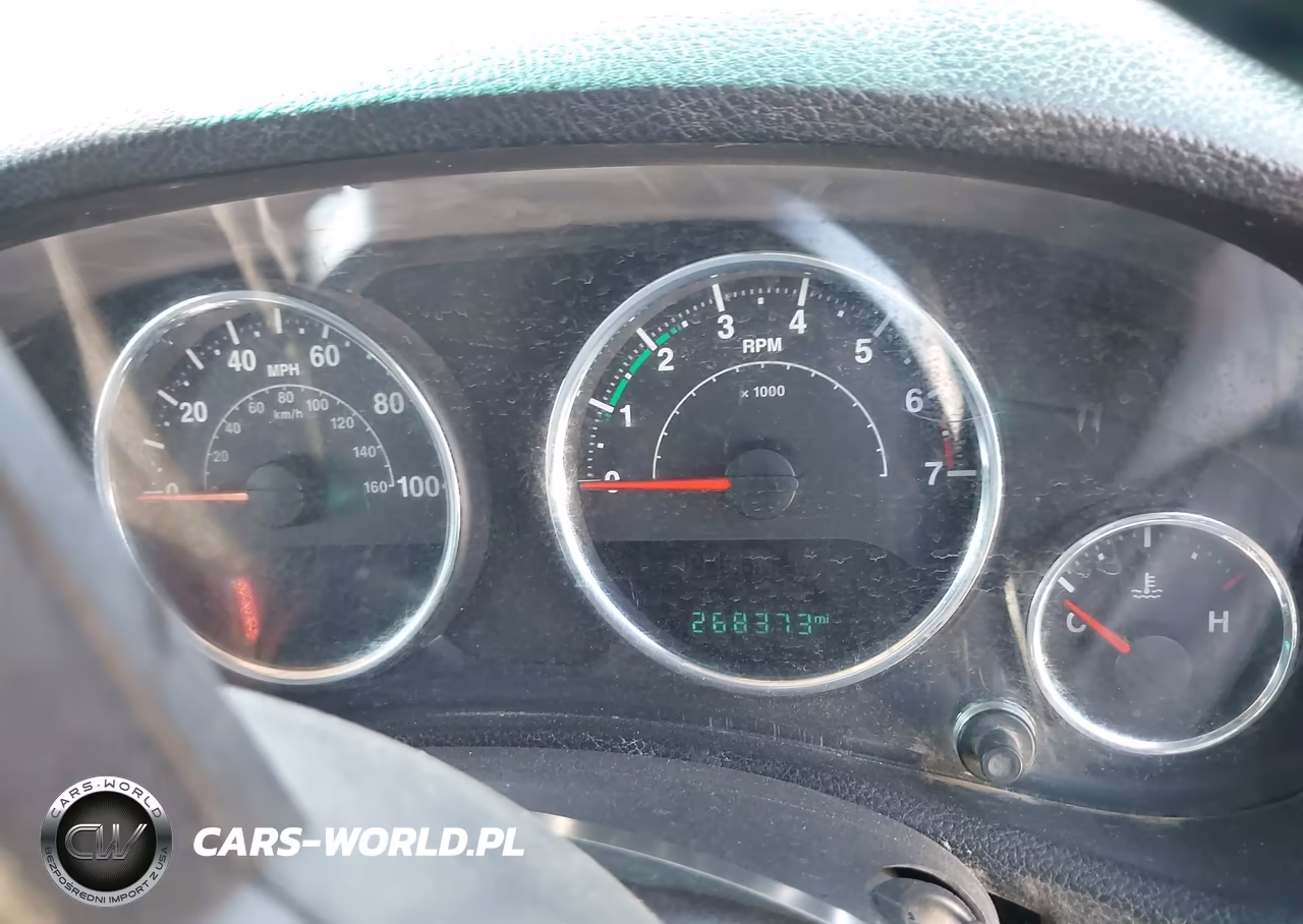 2015 Jeep Wrangler Unlimited Sport Rhd VIN:1C4BJWKG5FL630106 - 7