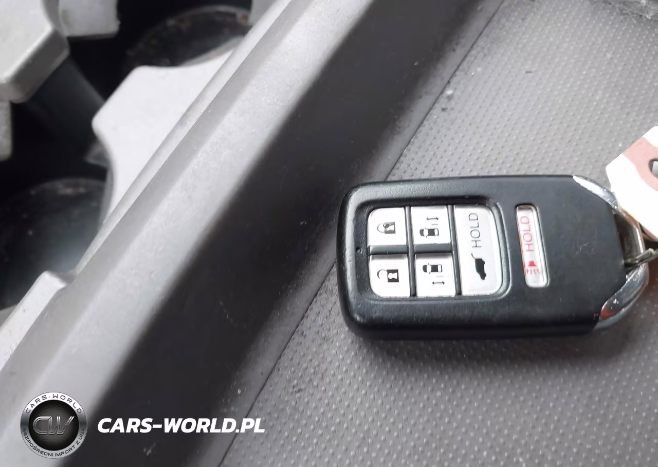 2015 Honda Odyssey Touring-Touring Elite VIN:5FNRL5H99FB124664 - 11