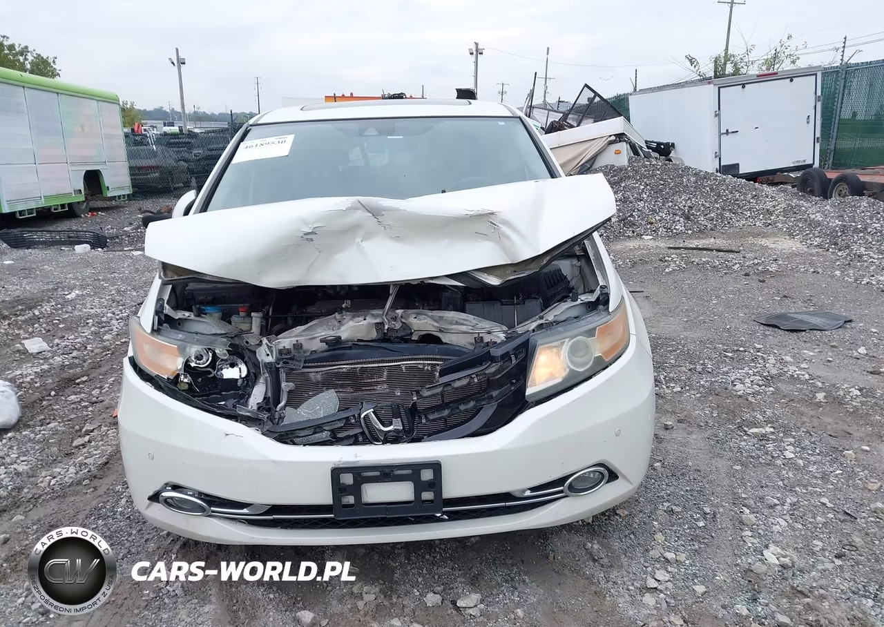 2015 Honda Odyssey Touring-Touring Elite VIN:5FNRL5H99FB124664 - 12