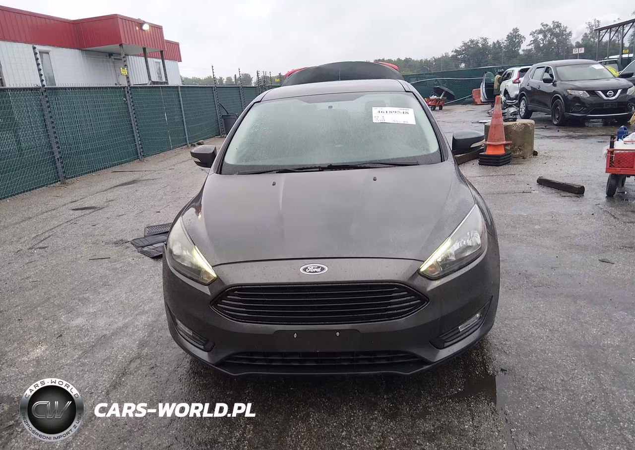 2017 Ford Focus Se VIN:1FADP3FE1HL275927 - 12