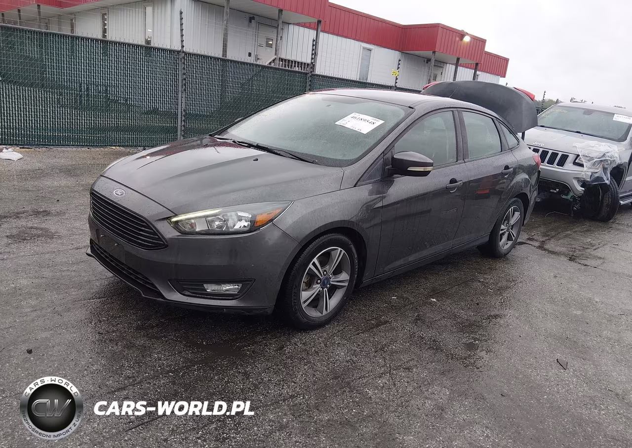 2017 Ford Focus Se VIN:1FADP3FE1HL275927 - 2
