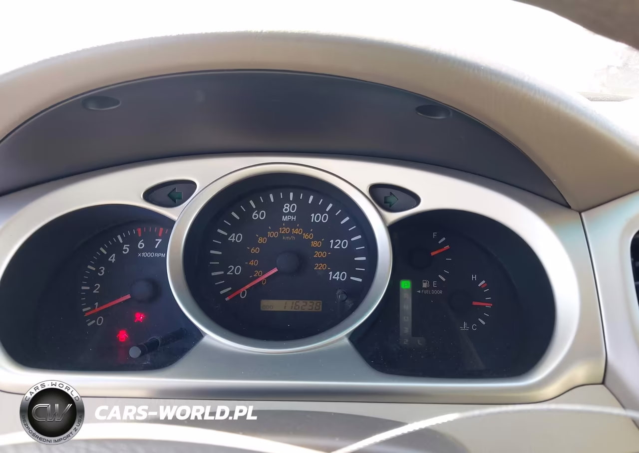 2005 Toyota Highlander V6 VIN:JTEGP21A650070330 - 7