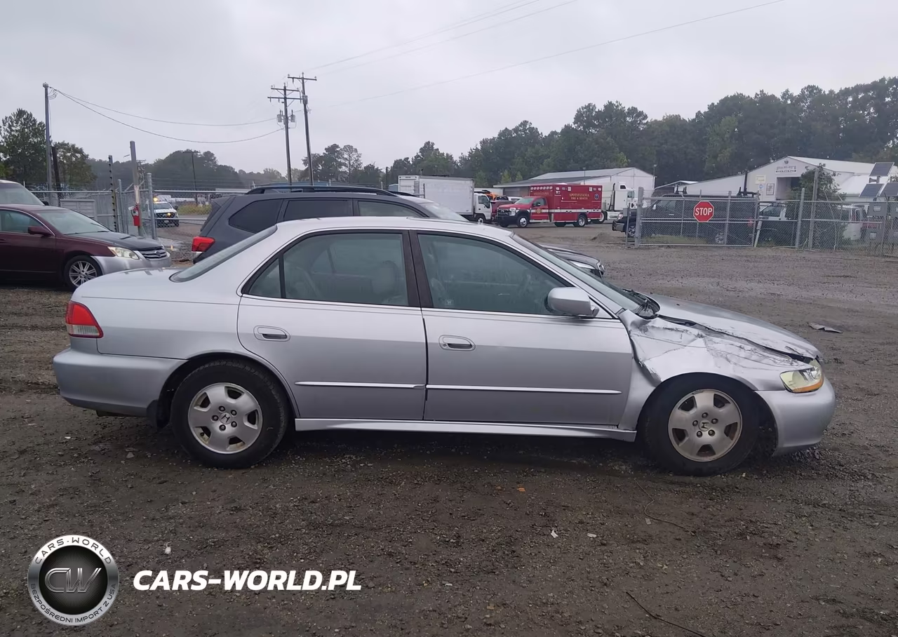 2002 Honda Accord 3.0 Ex VIN:1HGCG165X2A010874 - 13