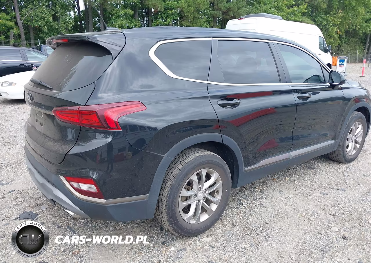 2019 Hyundai Santa Fe Se VIN:5NMS23AD7KH132486 - 4