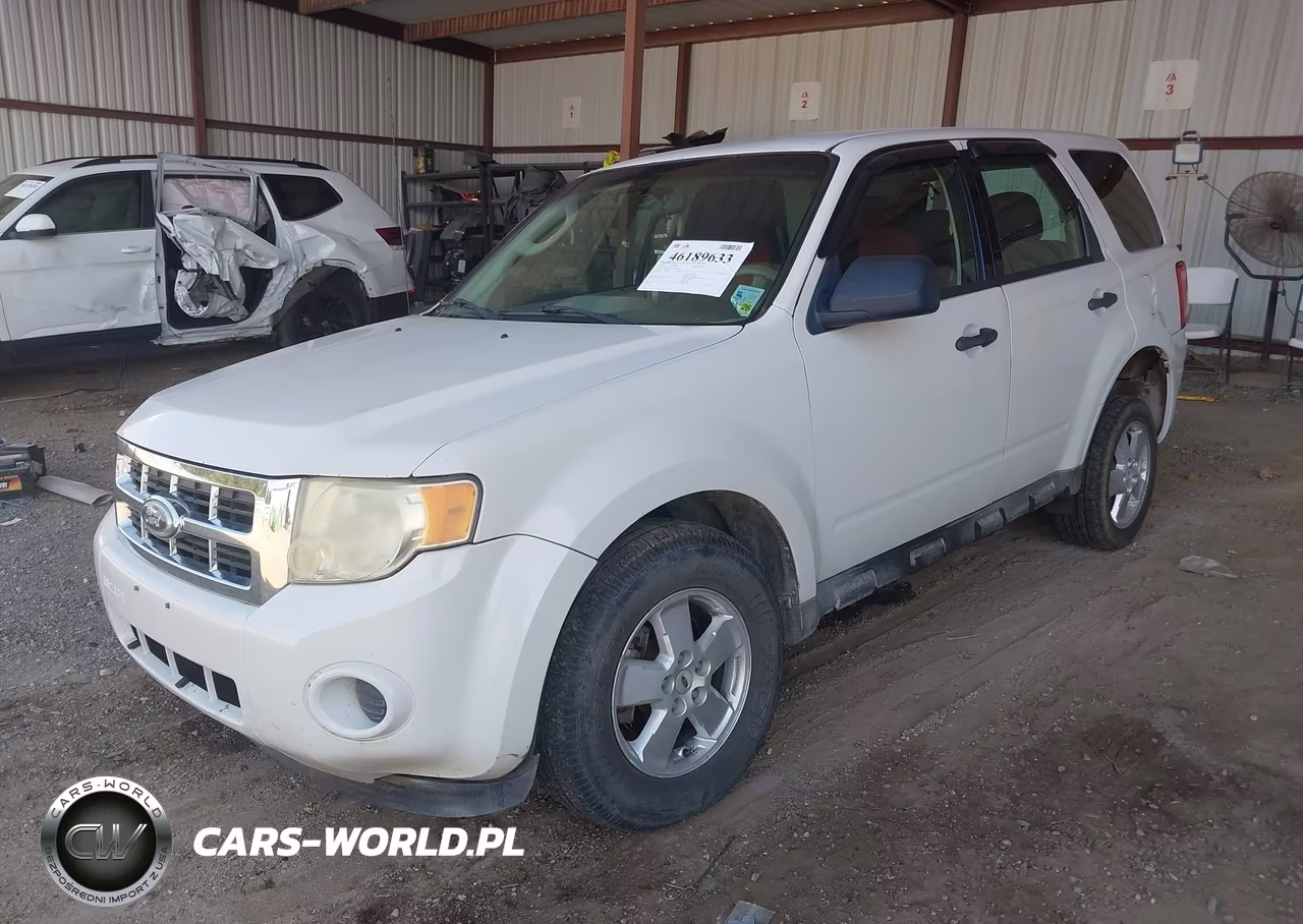 2011 Ford Escape Xls VIN:1FMCU0C72BKA39590 - 2