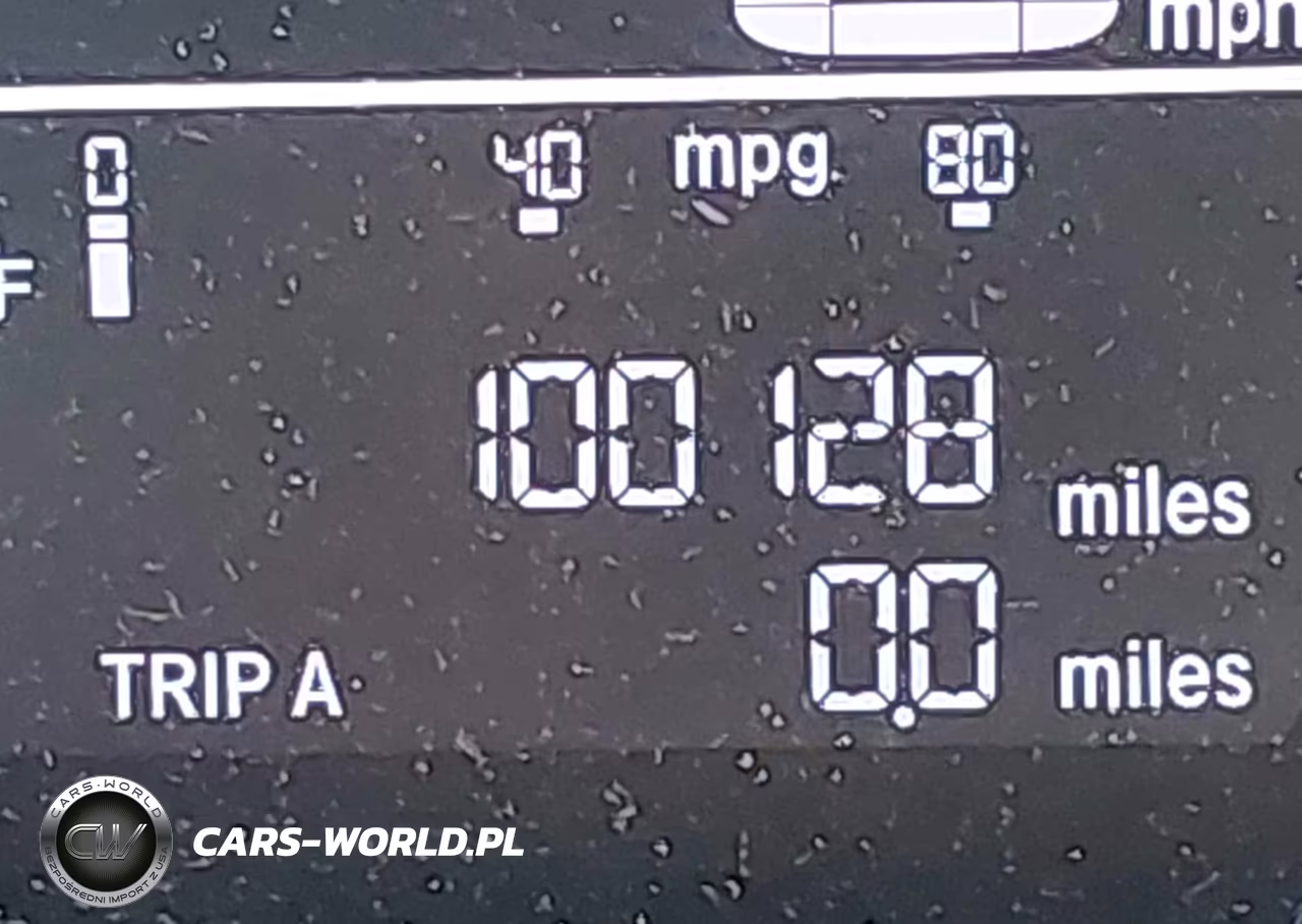 2018 Honda Civic Sport VIN:SHHFK7G48JU213771 - 15