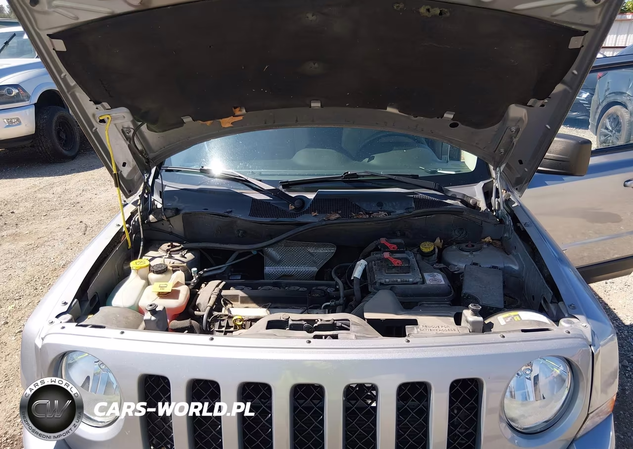 2016 Jeep Patriot Sport VIN:1C4NJPBA2GD687745 - 10