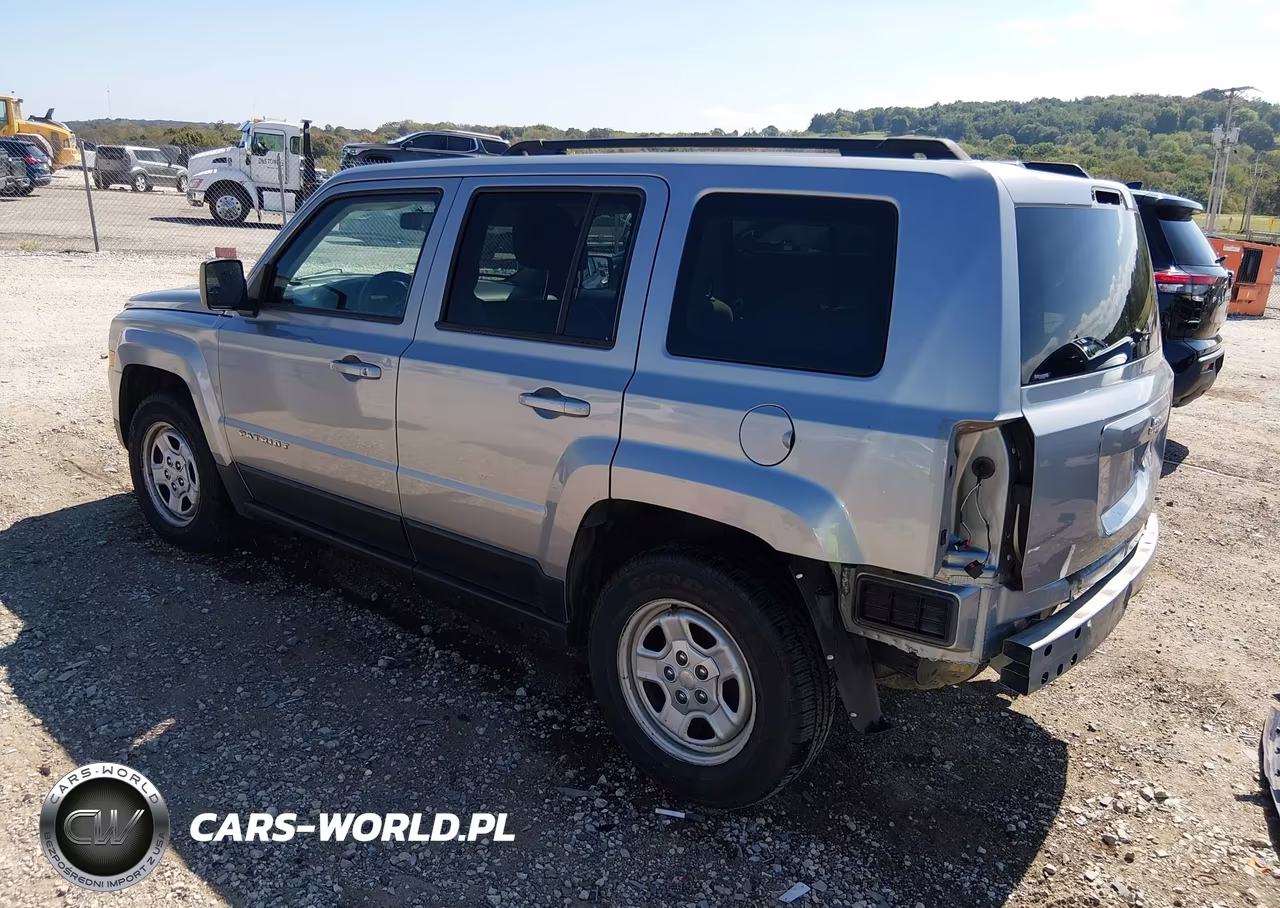 2016 Jeep Patriot Sport VIN:1C4NJPBA2GD687745 - 3