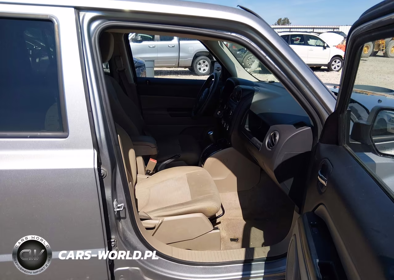 2016 Jeep Patriot Sport VIN:1C4NJPBA2GD687745 - 5