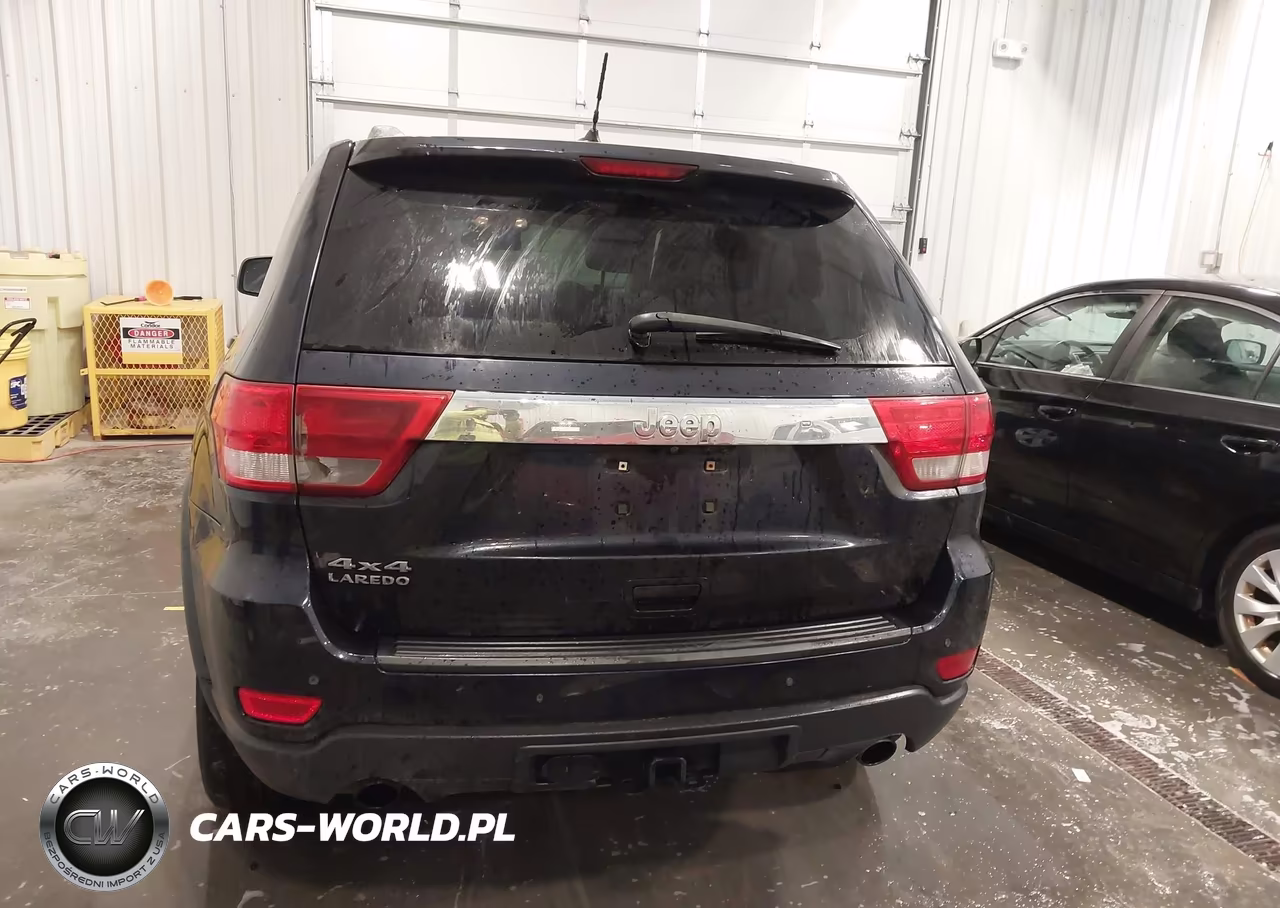 2011 Jeep Grand Cherokee Laredo VIN:1J4RR4GT3BC553466 - 16