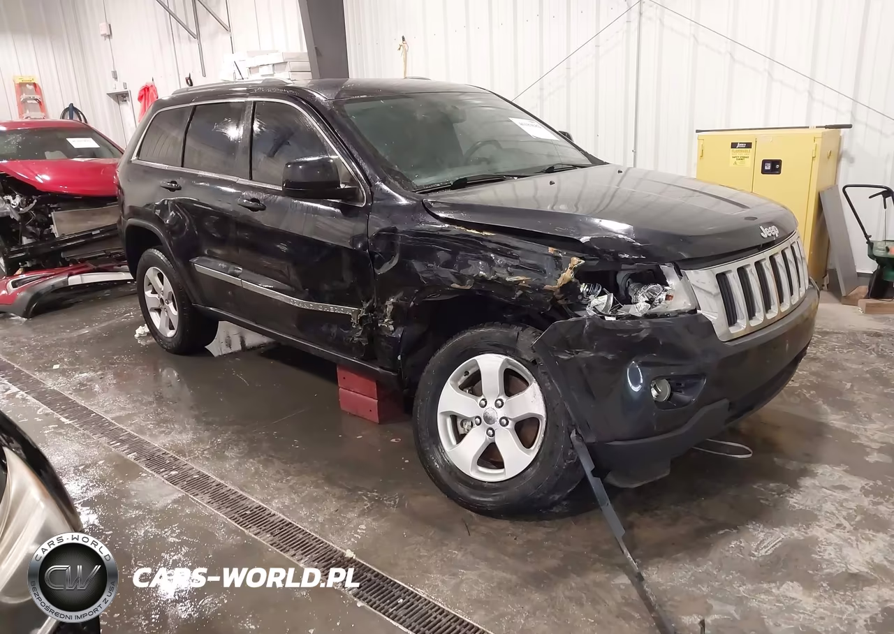 2011 Jeep Grand Cherokee Laredo VIN:1J4RR4GT3BC553466 - 6
