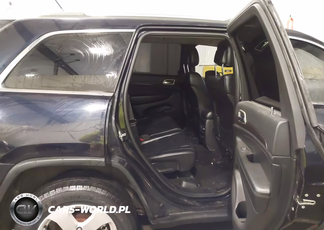 2011 Jeep Grand Cherokee Laredo VIN:1J4RR4GT3BC553466 - 8